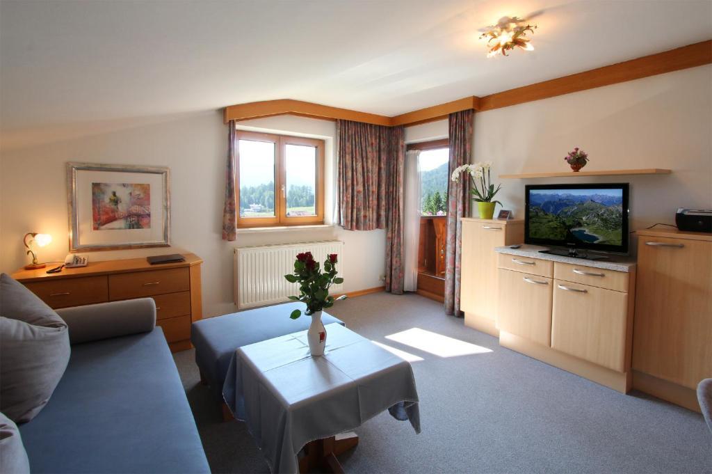 Aalto Panorama Hotel Seefeld in Tirol Rum bild